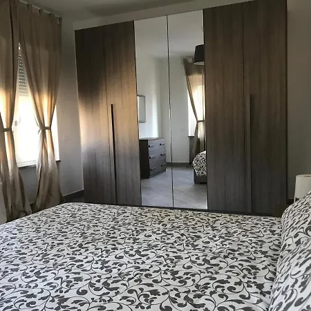 Home Hotel アパートホテル *