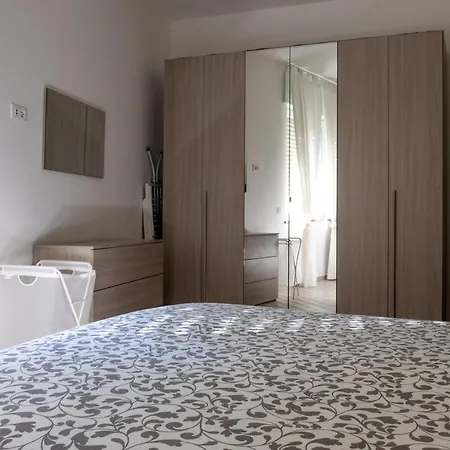 Home Hotel