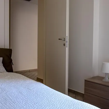 Home Hotel アパートホテル Senago