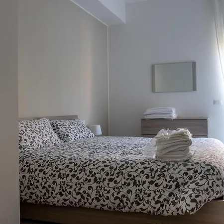 Home Hotel