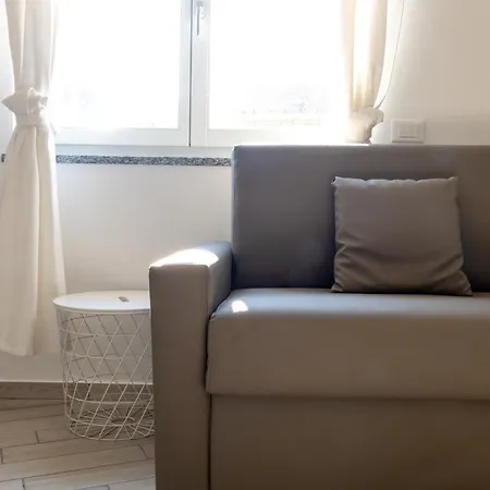 Home Hotel アパートホテル Senago